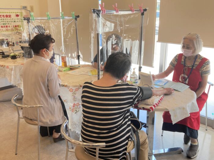 コープ春日で毎月開催されている「健康チェック相談会」の画像